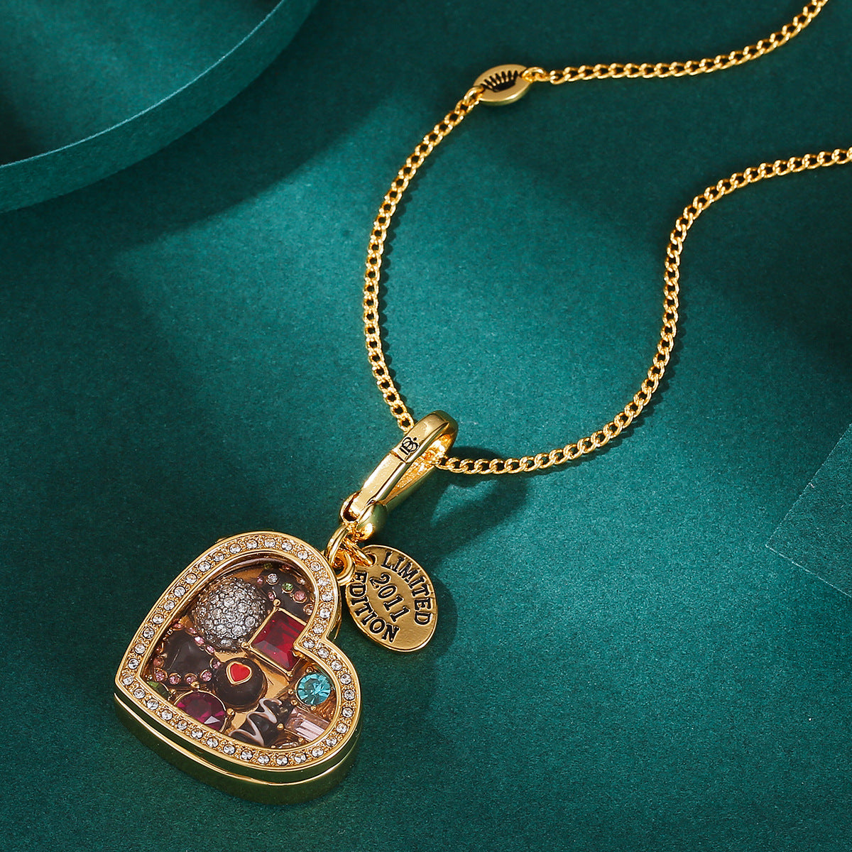 Enamel glazed chocolate gemstone transparent heart-shaped box with openable pendant